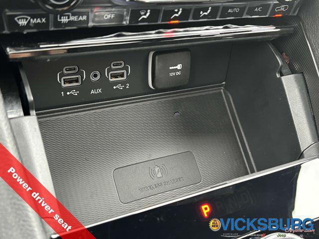 new 2025 Jeep Grand Cherokee car, priced at $37,272