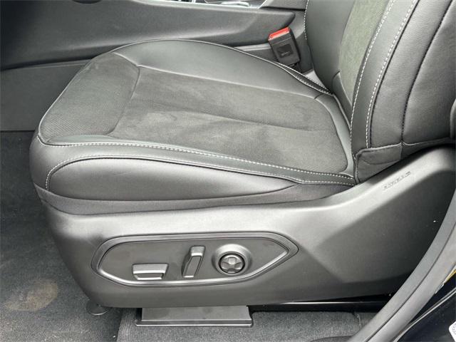 new 2025 Jeep Grand Cherokee car, priced at $44,725
