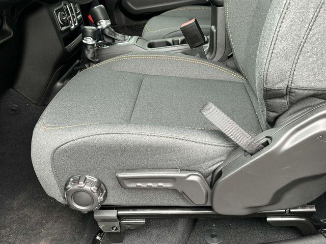 new 2025 Jeep Wrangler car, priced at $36,358