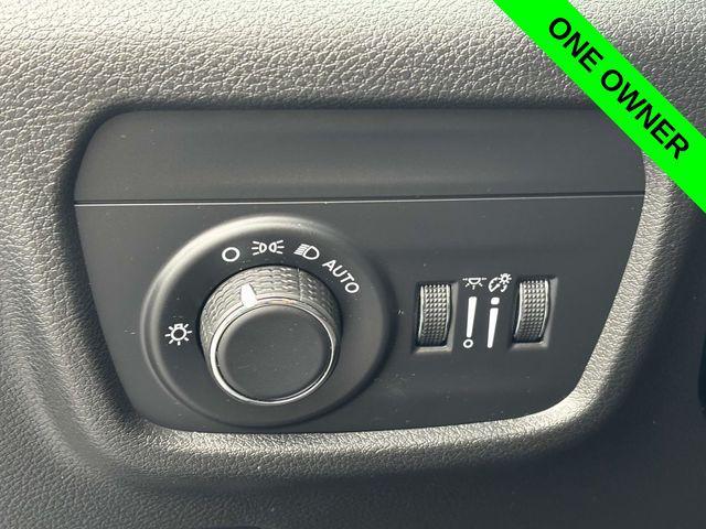 used 2023 Jeep Grand Cherokee car, priced at $32,175