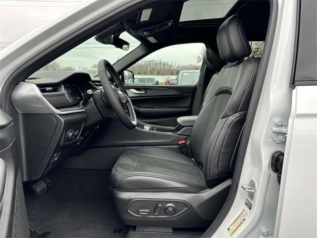 new 2025 Jeep Grand Cherokee L car, priced at $42,435