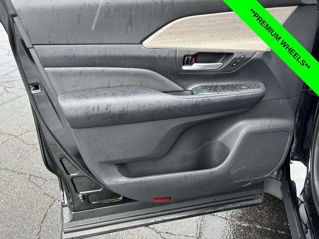 used 2024 Toyota Grand Highlander car, priced at $52,955