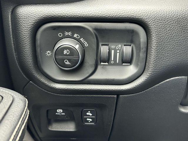 new 2025 Ram 1500 car, priced at $62,636