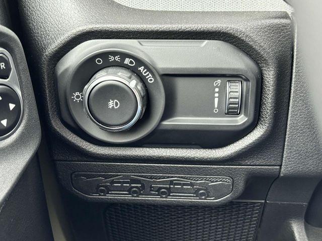 new 2025 Jeep Wrangler car, priced at $46,304