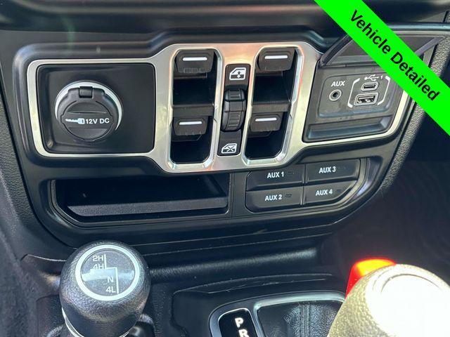 used 2022 Jeep Wrangler Unlimited car, priced at $32,595