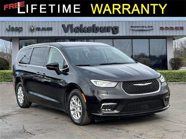 used 2023 Chrysler Pacifica car, priced at $25,905