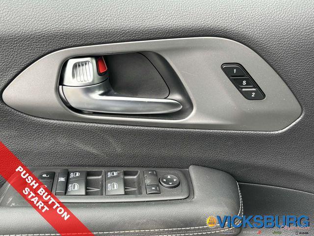 new 2025 Chrysler Pacifica car, priced at $41,132