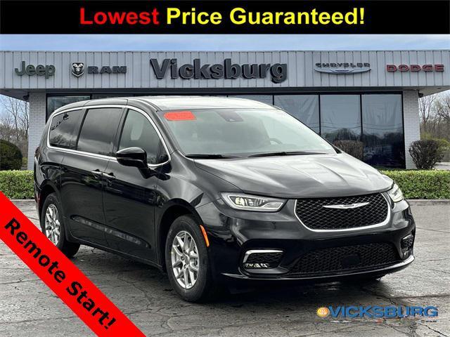 new 2025 Chrysler Pacifica car, priced at $41,925