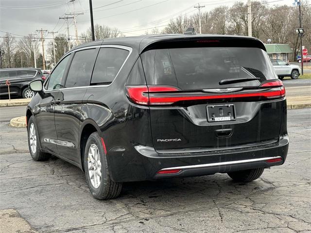 new 2025 Chrysler Pacifica car, priced at $42,425