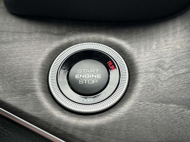 new 2025 Jeep Grand Cherokee car, priced at $48,141