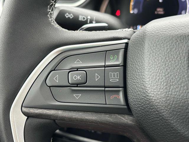 new 2025 Jeep Grand Cherokee car, priced at $48,141