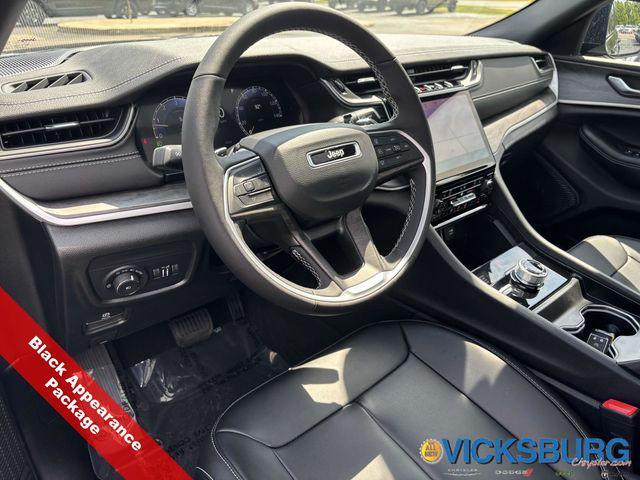 new 2025 Jeep Grand Cherokee car, priced at $47,866
