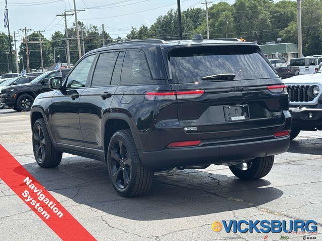 new 2025 Jeep Grand Cherokee car, priced at $47,866