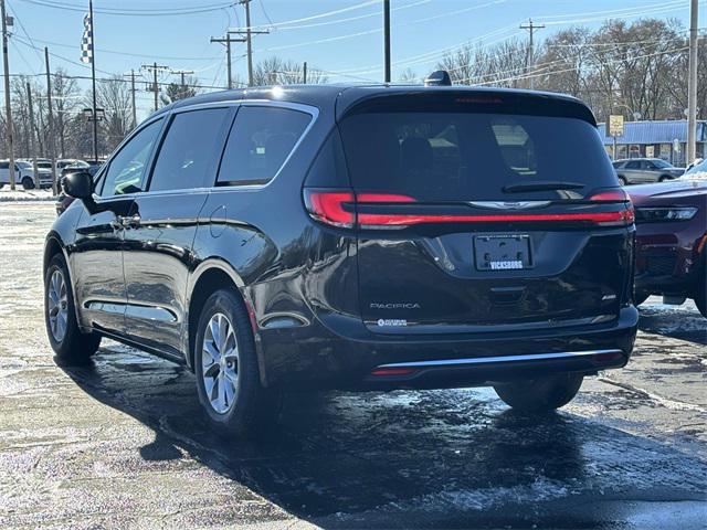 new 2025 Chrysler Pacifica car, priced at $45,420