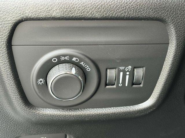 new 2025 Jeep Grand Cherokee L car, priced at $39,834