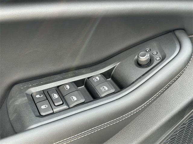 new 2025 Jeep Grand Cherokee L car, priced at $42,325