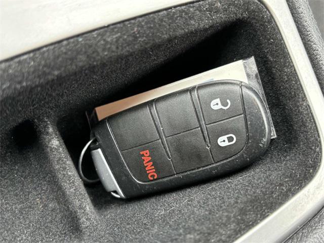 used 2021 Jeep Grand Cherokee car, priced at $26,131