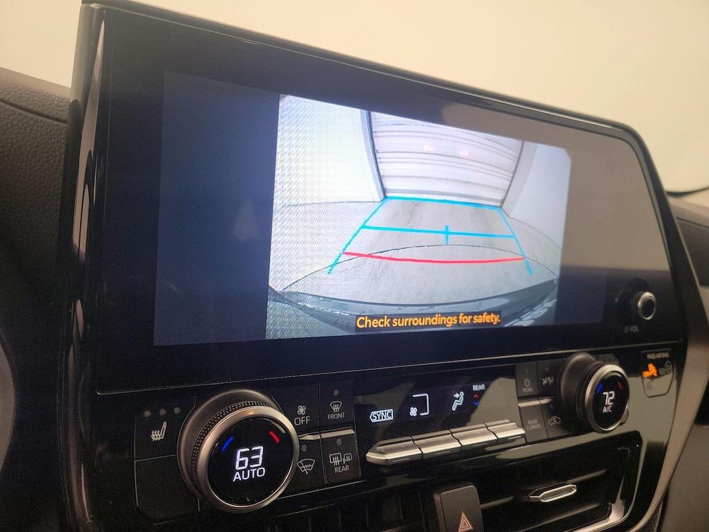 used 2023 Toyota Highlander Hybrid car, priced at $49,998