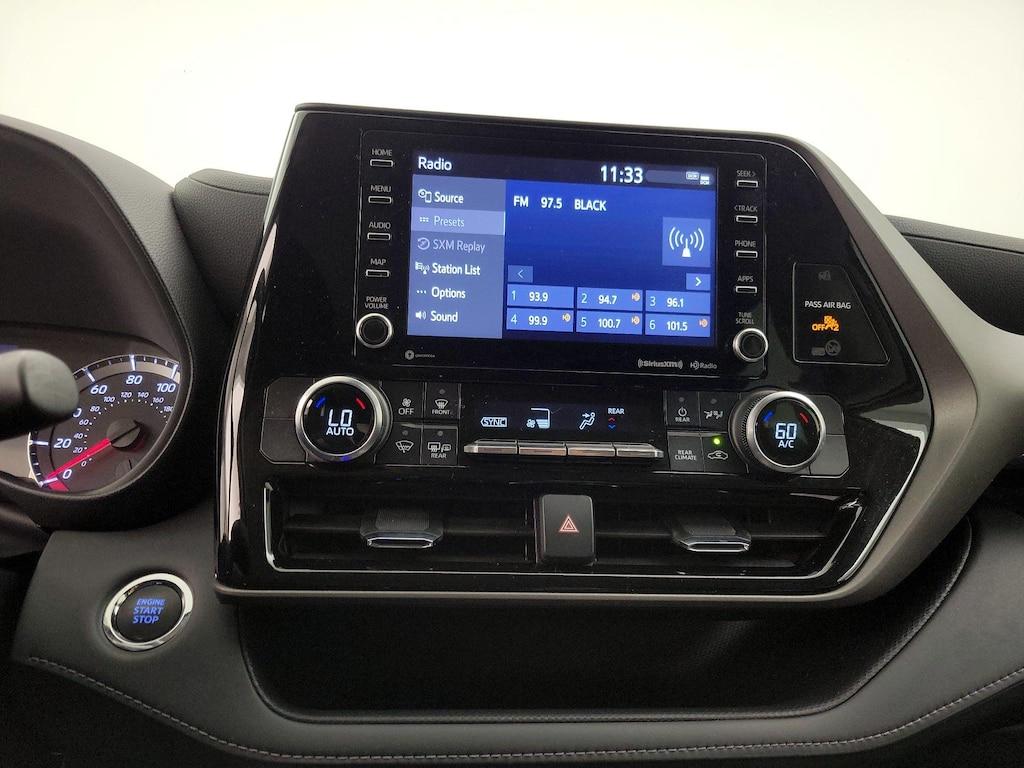 used 2022 Toyota Highlander car, priced at $35,998