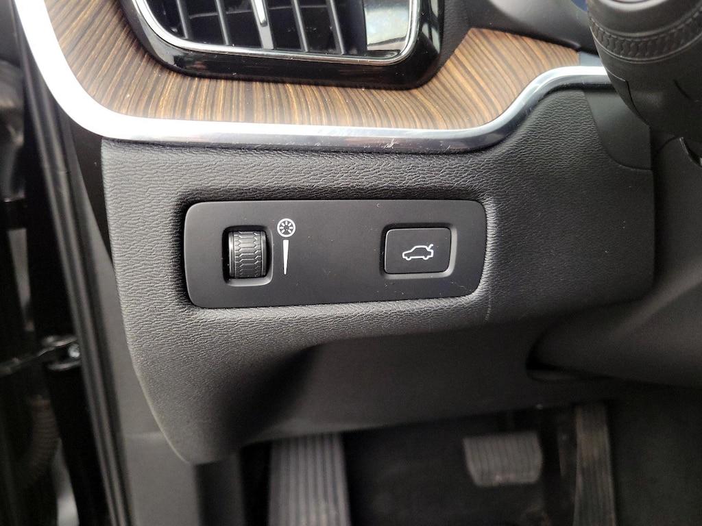 used 2021 Volvo XC60 car, priced at $30,998