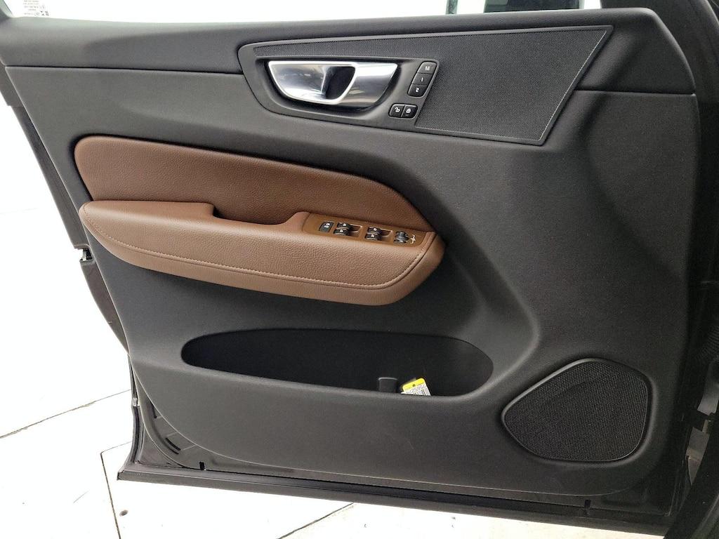 used 2021 Volvo XC60 car, priced at $30,998