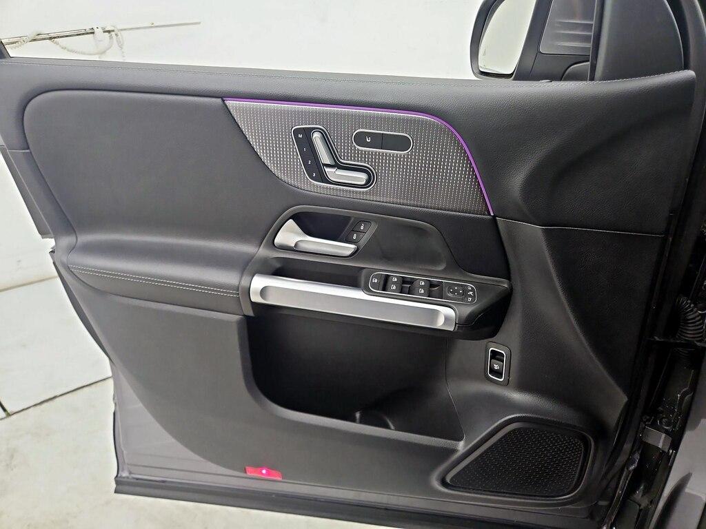 used 2021 Mercedes-Benz GLB 250 car, priced at $29,998