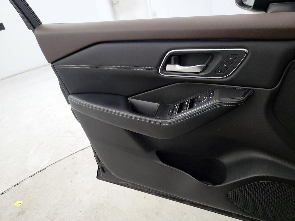 used 2023 Nissan Rogue car, priced at $27,998