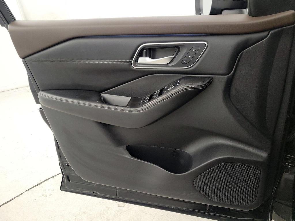 used 2023 Nissan Rogue car, priced at $26,998