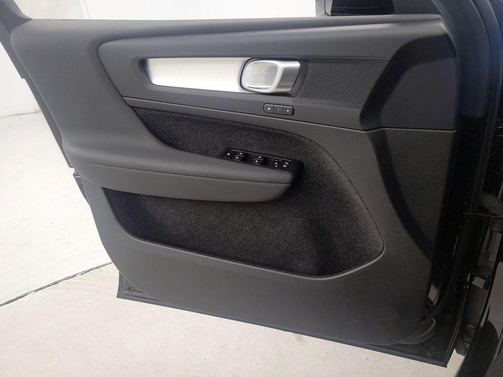 used 2024 Volvo XC40 car, priced at $31,998