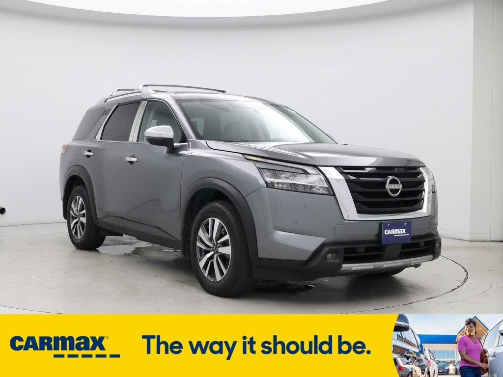 used 2023 Nissan Pathfinder car, priced at $32,998
