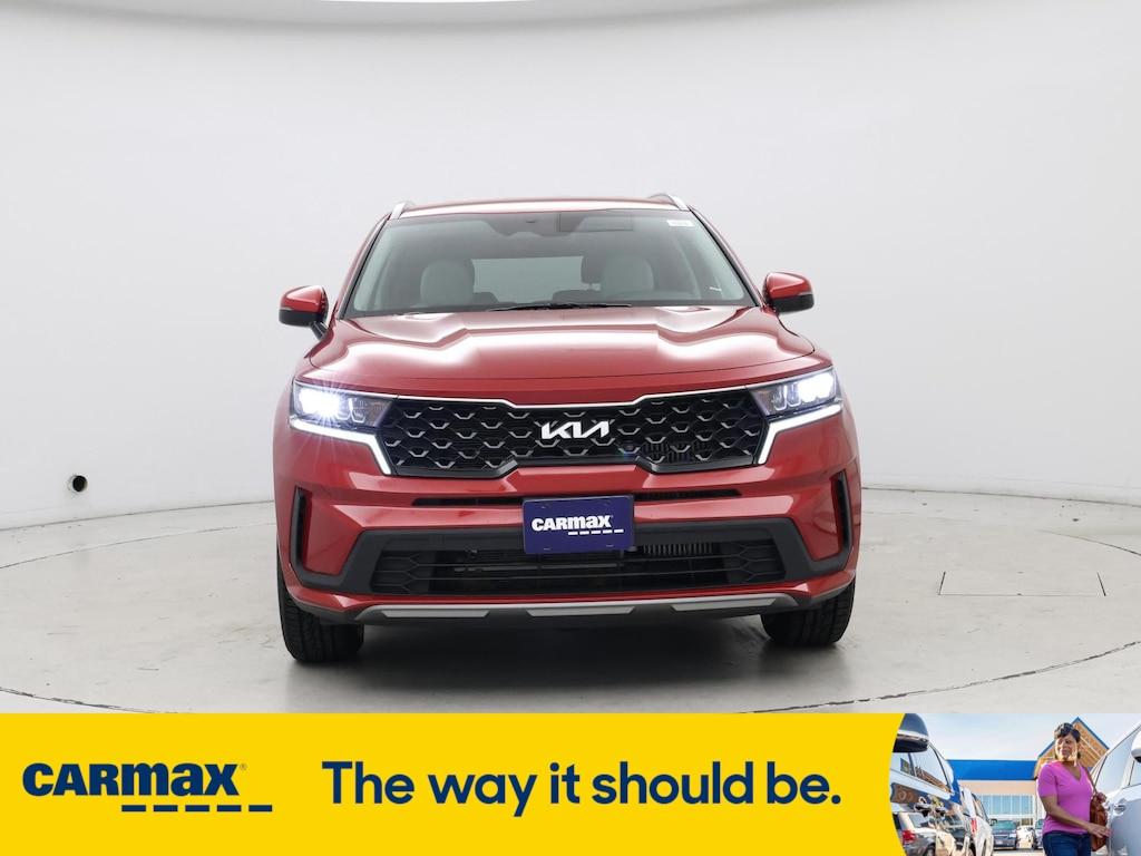 used 2022 Kia Sorento Hybrid car, priced at $29,998