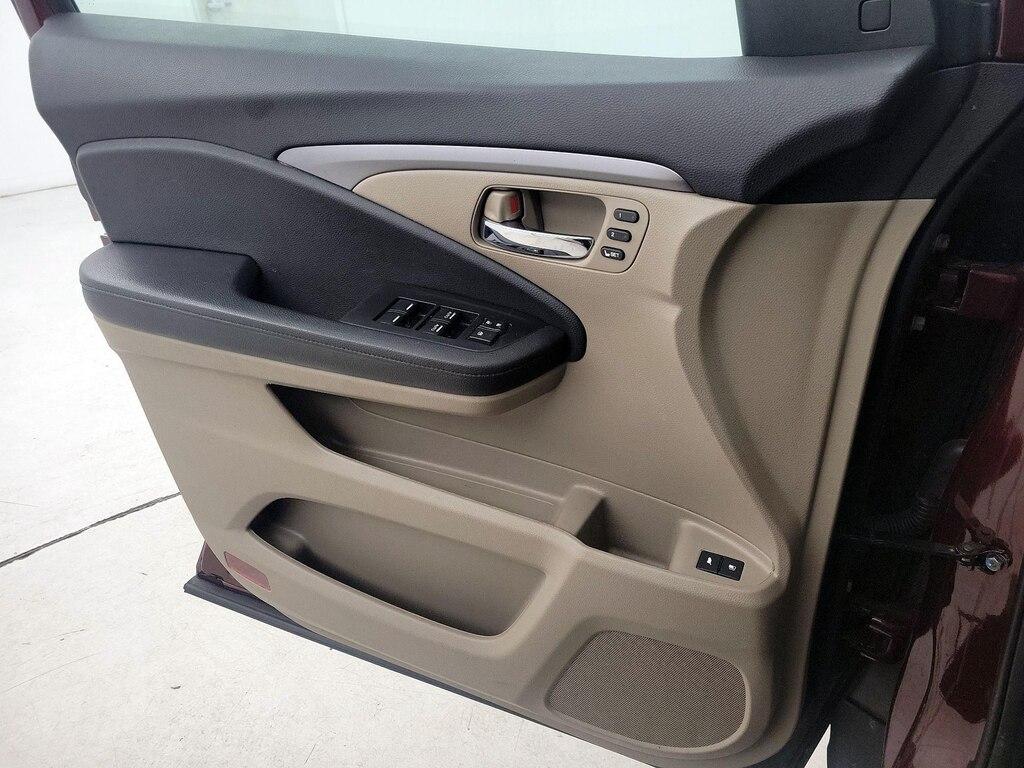 used 2022 Honda Pilot car, priced at $34,998
