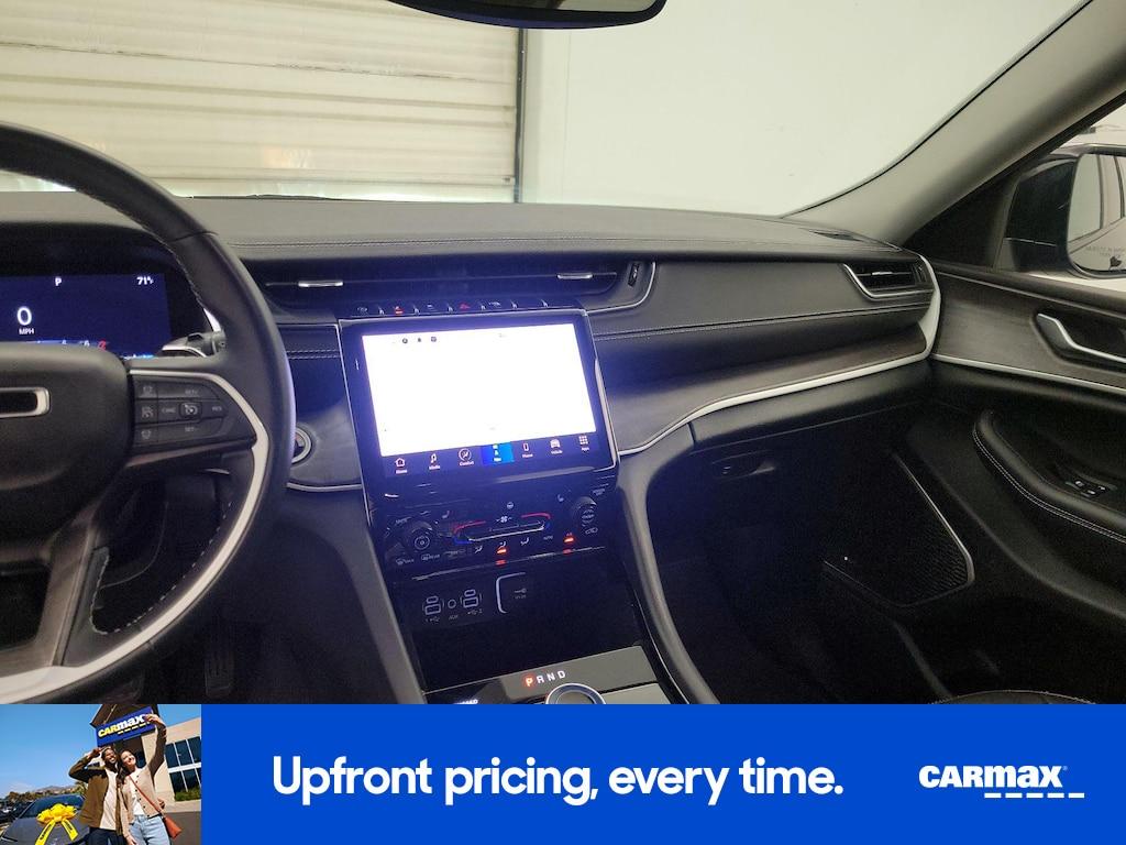 used 2022 Jeep Grand Cherokee car, priced at $33,998