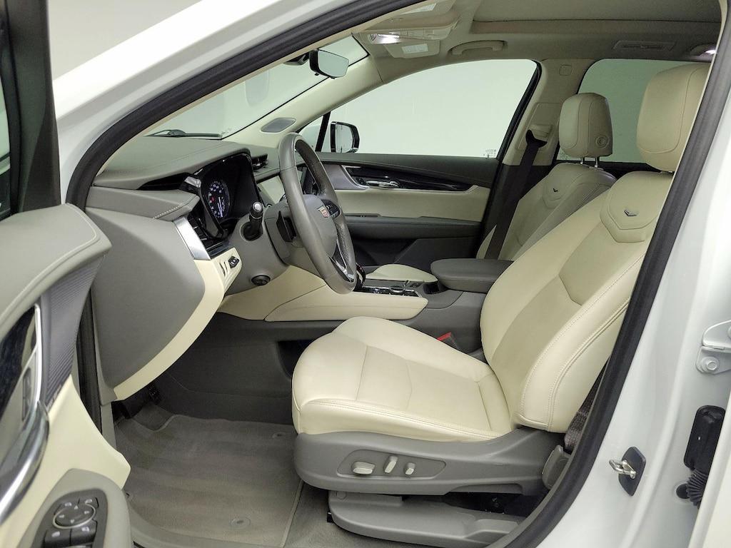 used 2024 Cadillac XT6 car, priced at $40,998