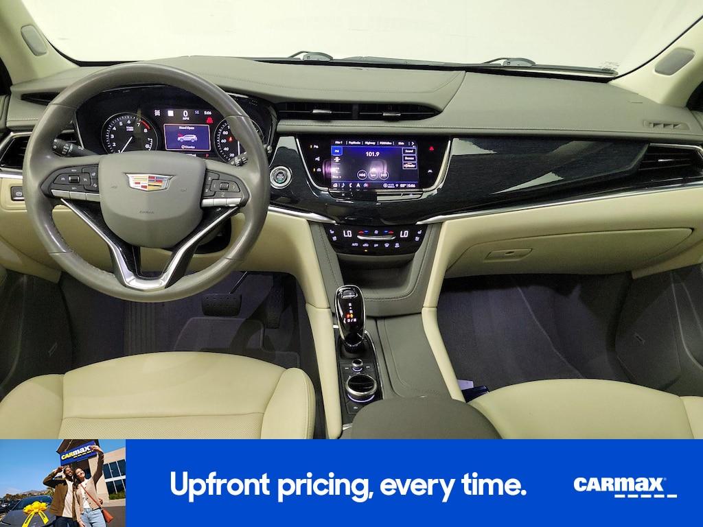 used 2024 Cadillac XT6 car, priced at $40,998