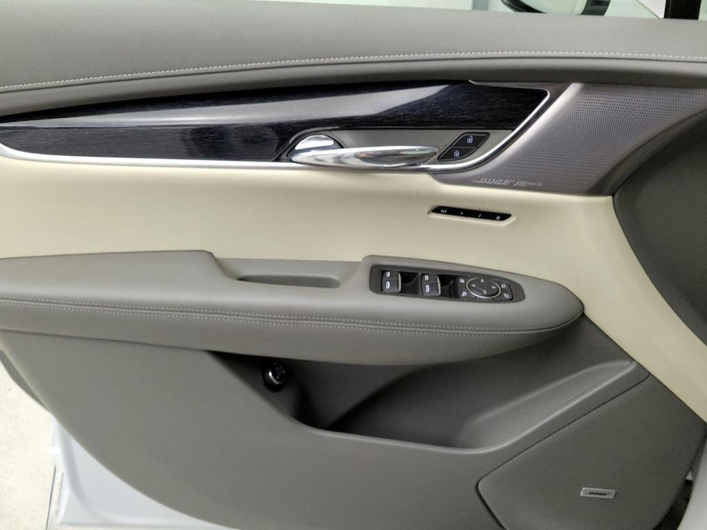 used 2024 Cadillac XT6 car, priced at $40,998