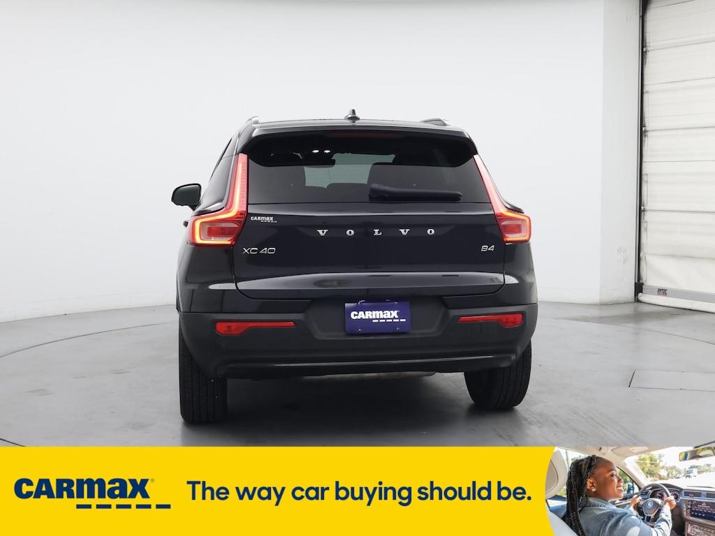 used 2023 Volvo XC40 car, priced at $29,998