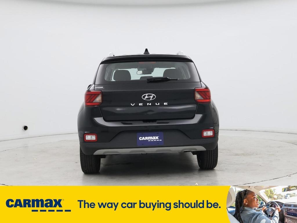 used 2021 Hyundai Venue car, priced at $17,998