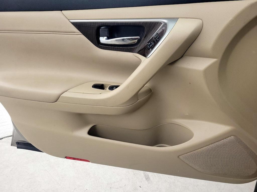 used 2014 Nissan Altima car, priced at $12,998