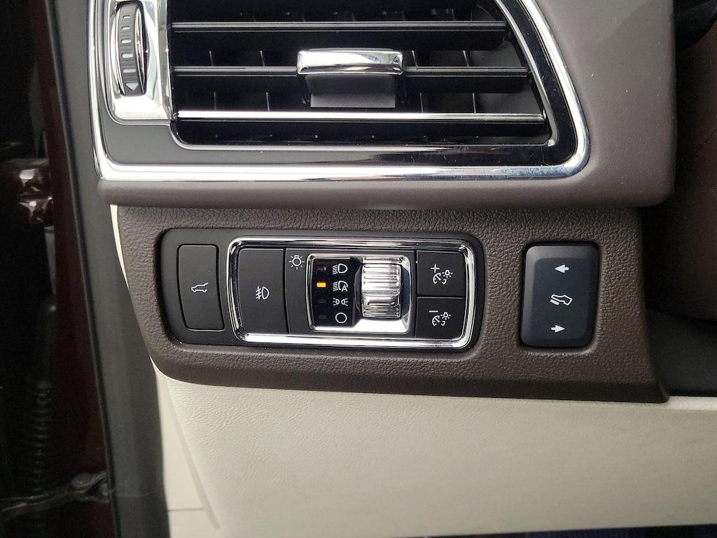 used 2024 Lincoln Navigator L car, priced at $78,998