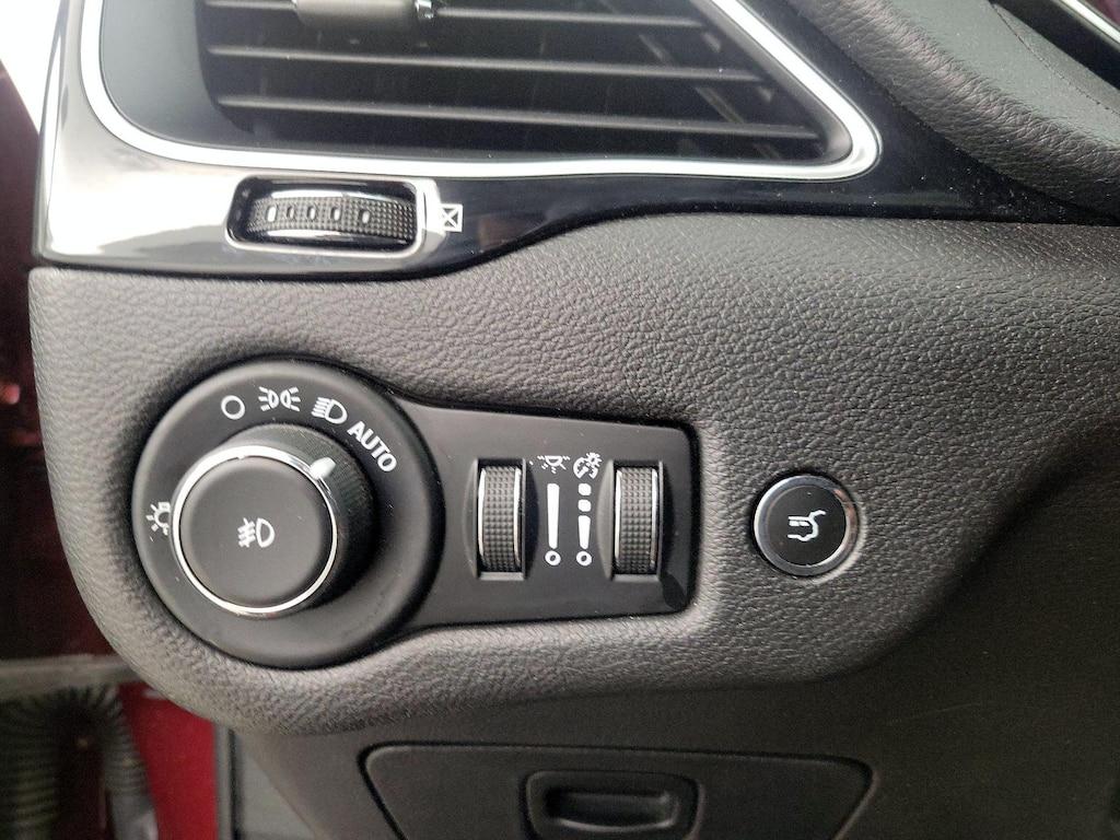 used 2019 Jeep Cherokee car, priced at $17,998