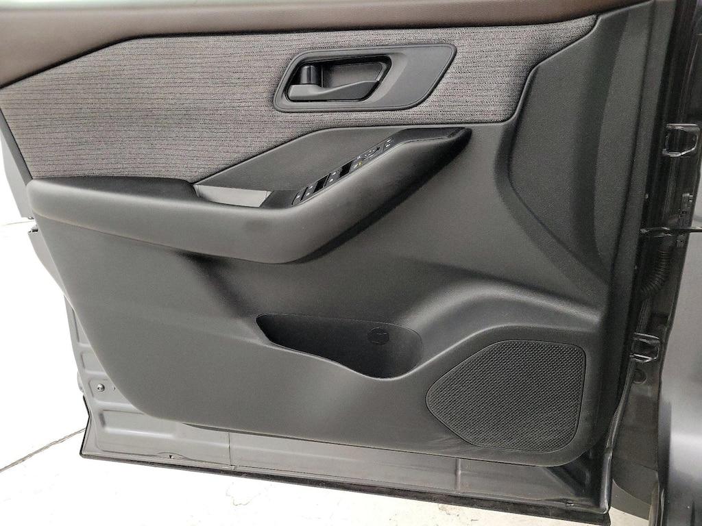 used 2023 Nissan Rogue car, priced at $22,998