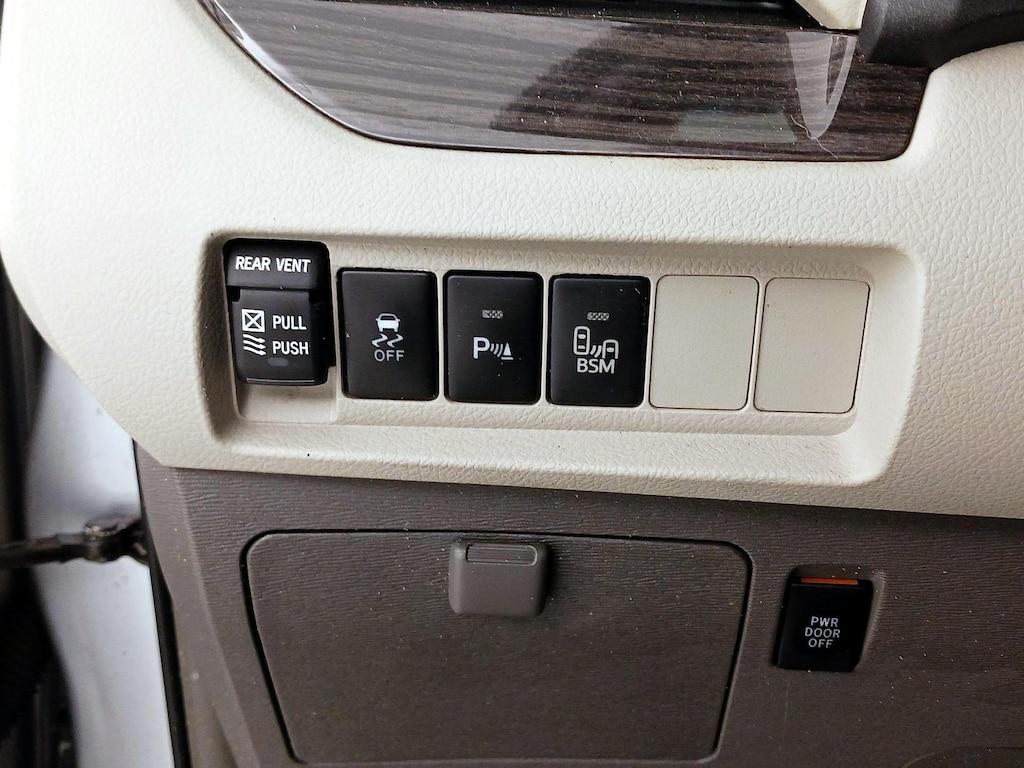 used 2016 Toyota Sienna car, priced at $27,998
