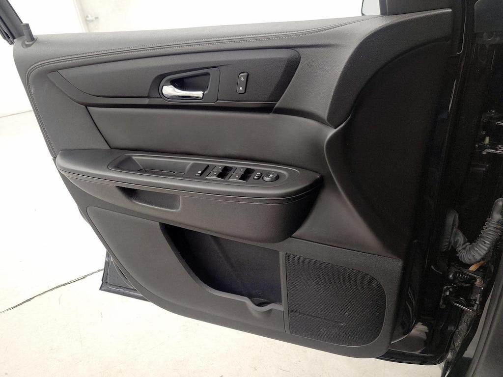 used 2016 Chevrolet Traverse car, priced at $17,998