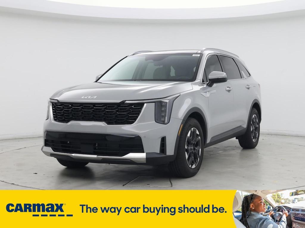 used 2025 Kia Sorento car, priced at $37,998