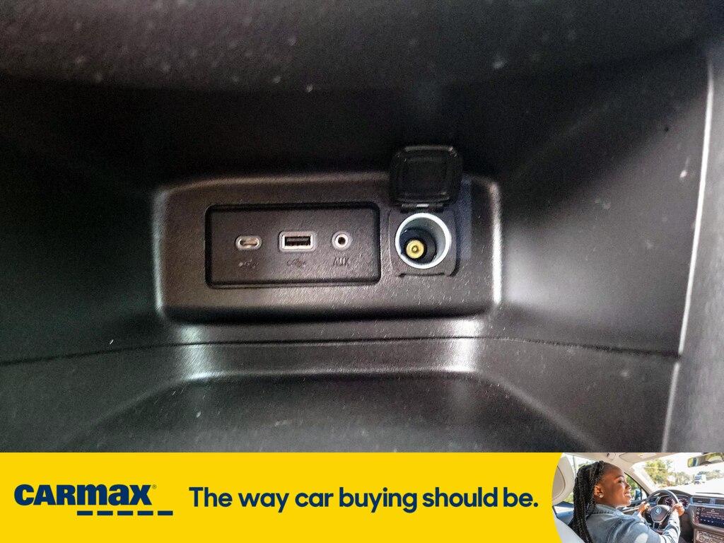 used 2022 Chevrolet Equinox car, priced at $23,998