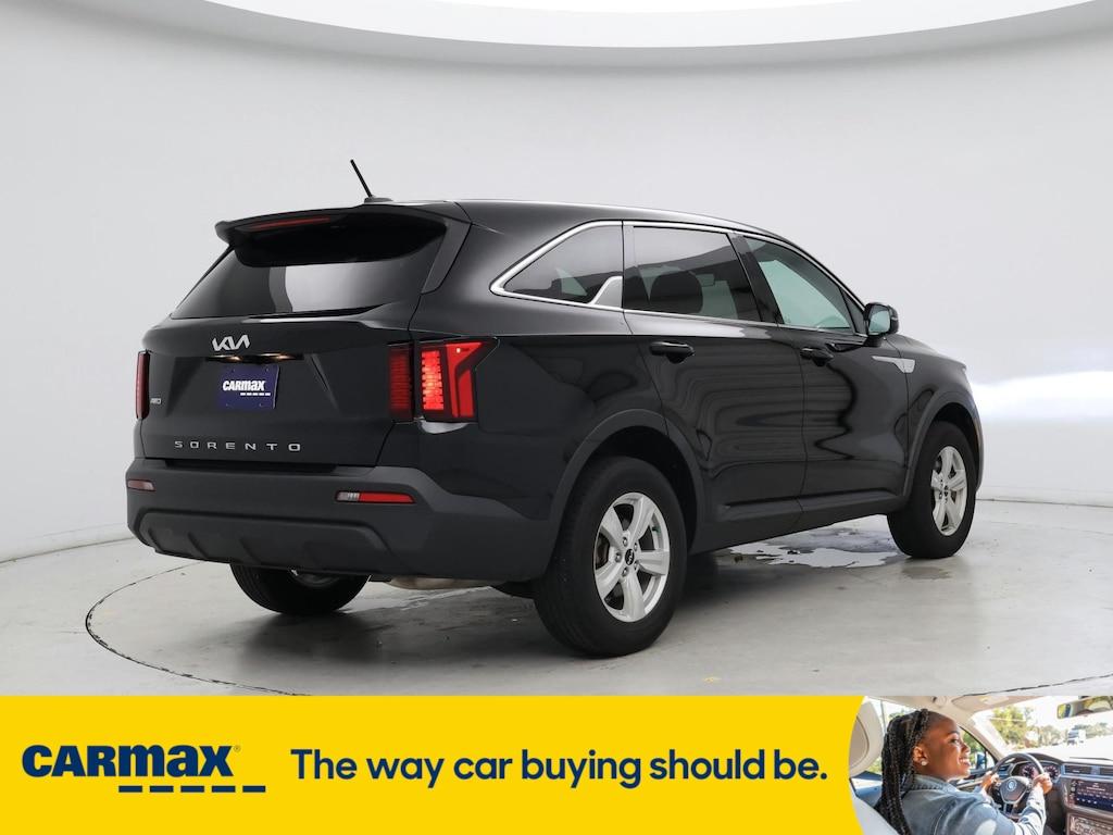 used 2022 Kia Sorento car, priced at $25,998