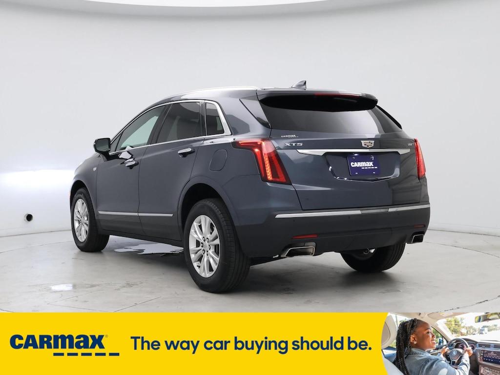 used 2021 Cadillac XT5 car, priced at $24,998