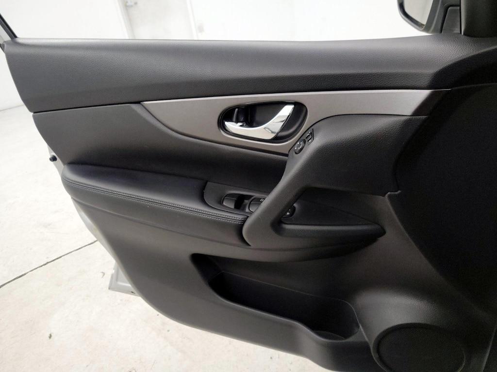 used 2016 Nissan Rogue car, priced at $15,998