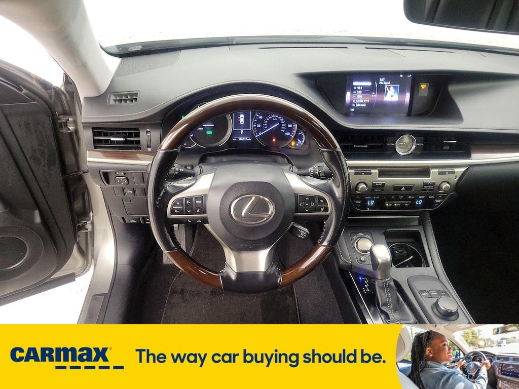 used 2016 Lexus ES 300h car, priced at $17,998